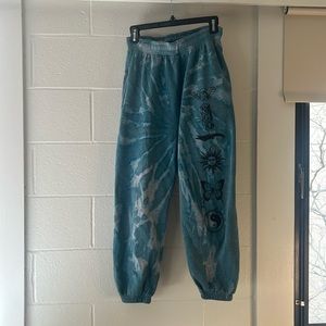 Tilly’s Tie-dye blue sweatpants